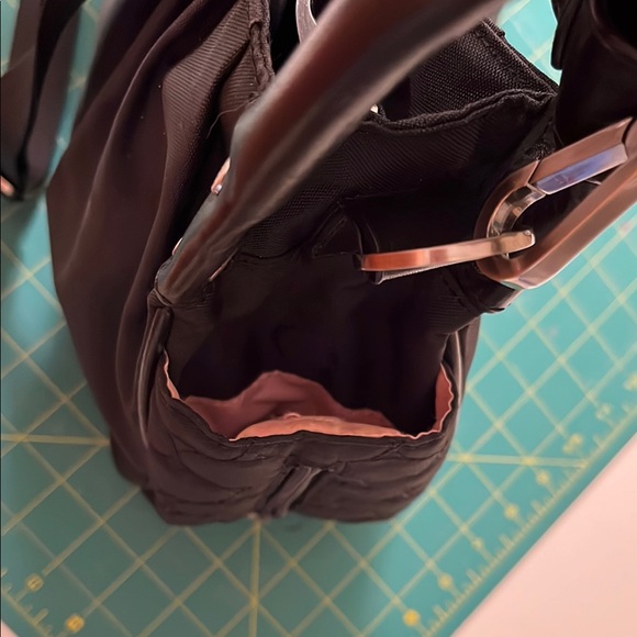 Sleek Mosey Black Crossbody and Shoulder Bag - Picture 8 of 15